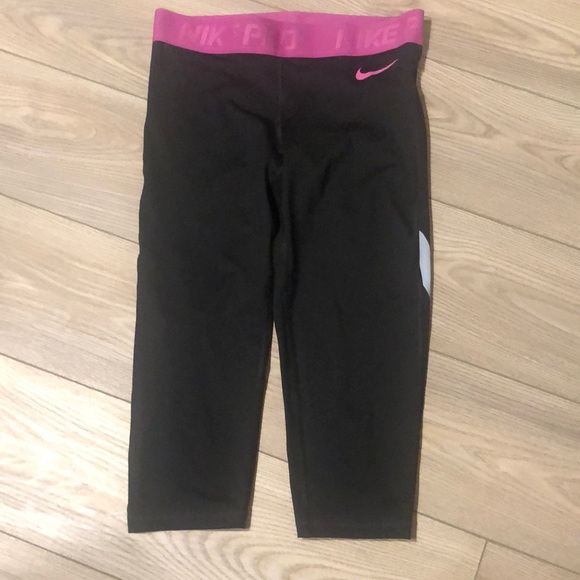 Nike Pro Women Dri Fit Athletic Capris - Picture 1 of 4
